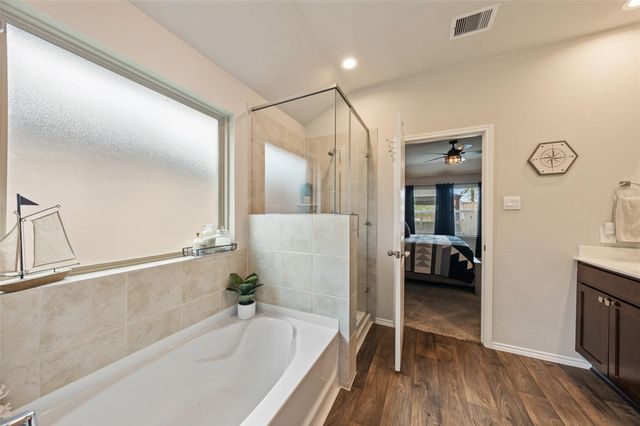 2623 Lost Holly Lane, Conroe, TX 77301