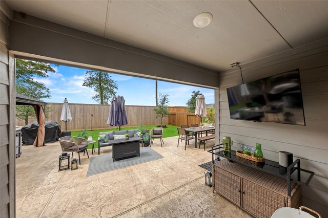 2623 Lost Holly Lane, Conroe, TX 77301