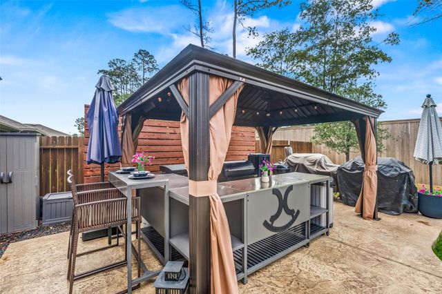 2623 Lost Holly Lane, Conroe, TX 77301