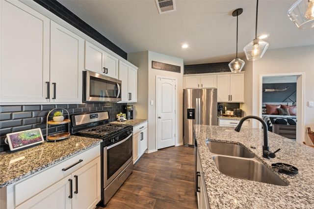2623 Lost Holly Lane, Conroe, TX 77301