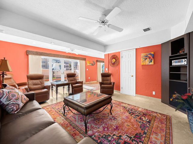 1618 SE 14th St, Fort Lauderdale, FL 33316