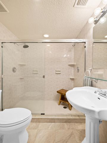 1618 SE 14th St, Fort Lauderdale, FL 33316