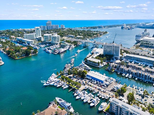 1618 SE 14th St, Fort Lauderdale, FL 33316