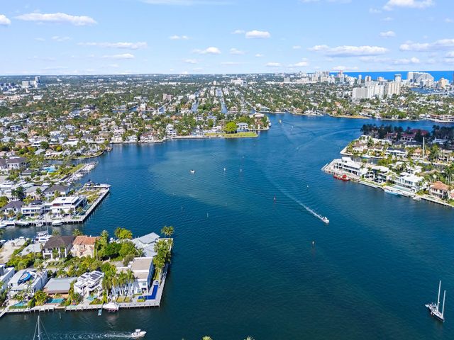 1618 SE 14th St, Fort Lauderdale, FL 33316