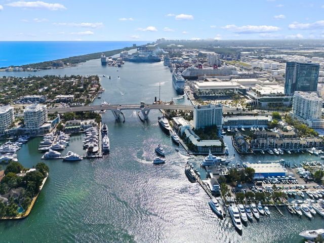 1618 SE 14th St, Fort Lauderdale, FL 33316