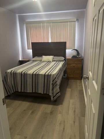 6909 S Ada Street, Chicago, IL 60636