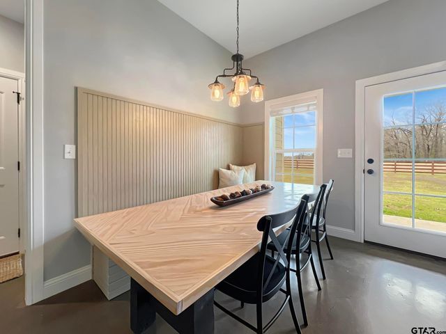 20178 County Road 452, Mineola, TX 75773