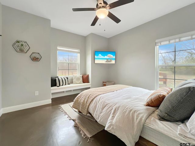 20178 County Road 452, Mineola, TX 75773