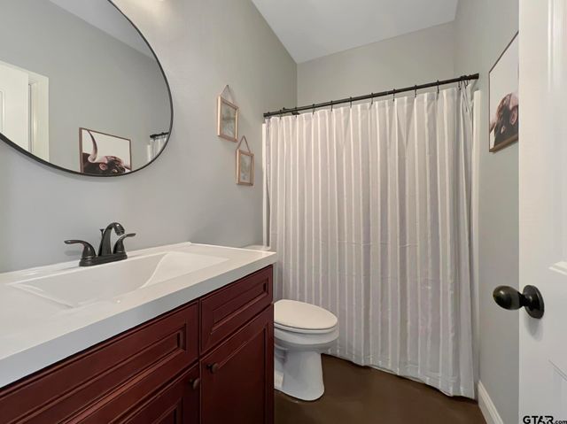 20178 County Road 452, Mineola, TX 75773