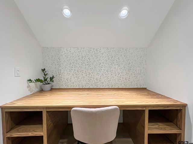 20178 County Road 452, Mineola, TX 75773