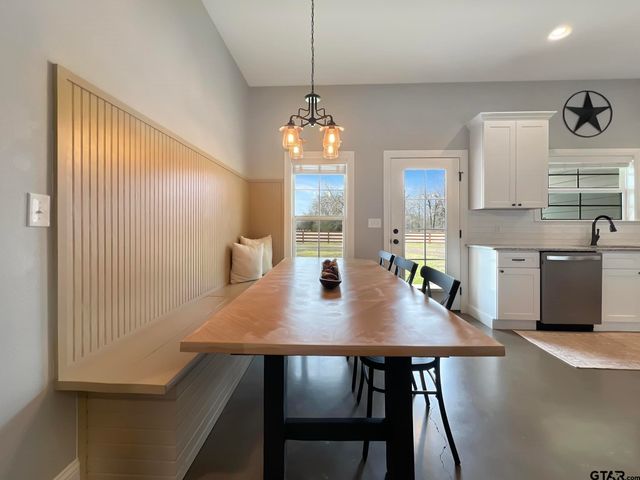 20178 County Road 452, Mineola, TX 75773