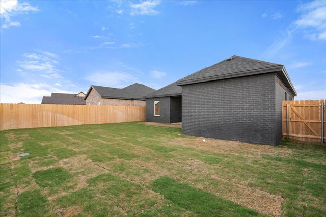 710 E 13th Street, Wolfforth, TX 79382