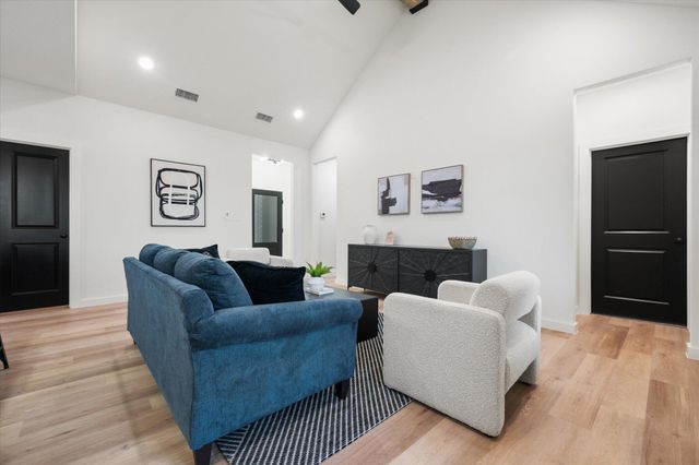710 E 13th Street, Wolfforth, TX 79382