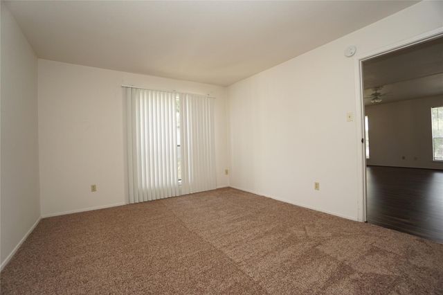 6602 Harbor Town Drive 808, Houston, TX 77036