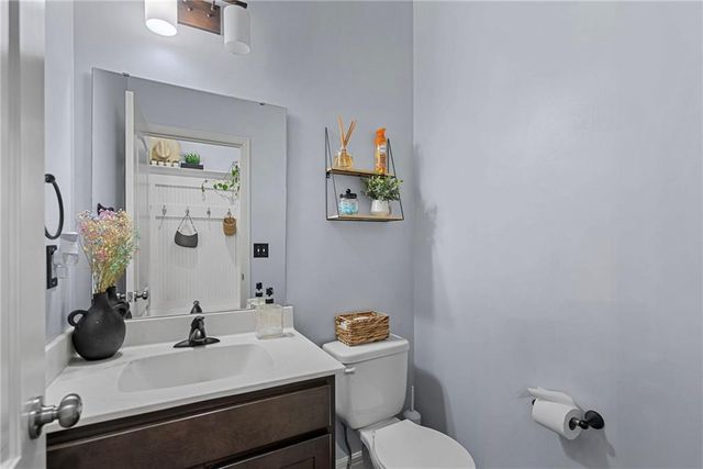 231 Jenny Lane, Raymore, MO 64083