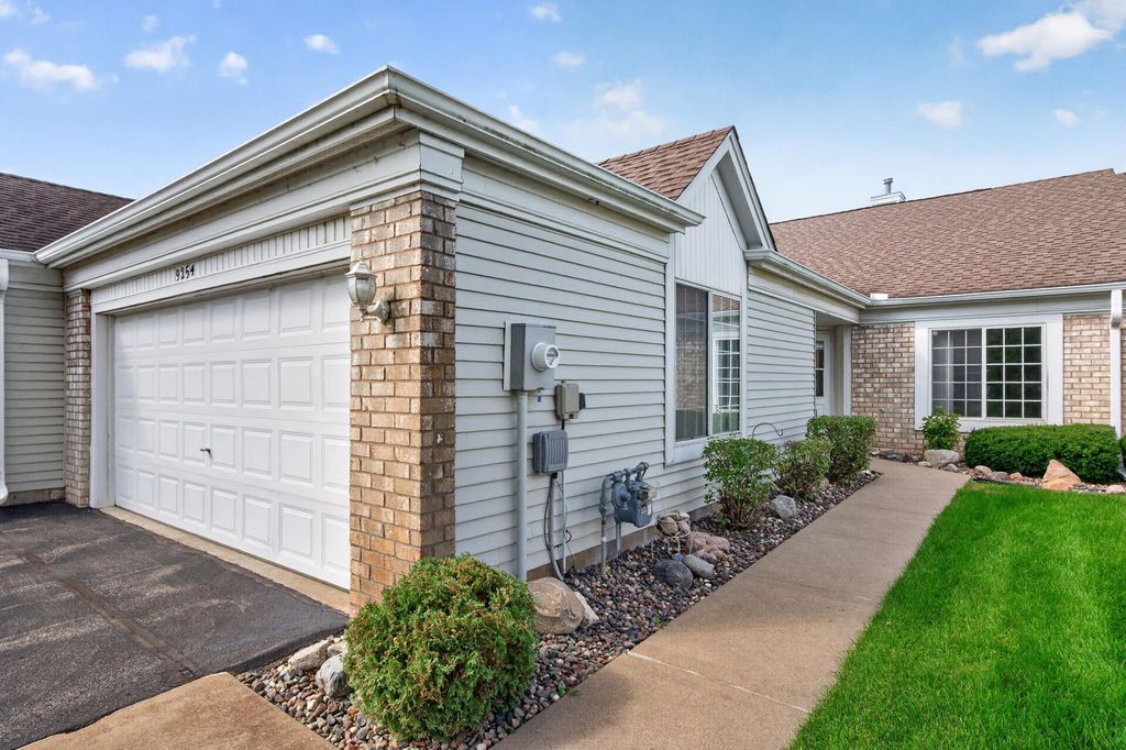 9254 Prairieview Trail N, Champlin, MN 55316 — photo 3