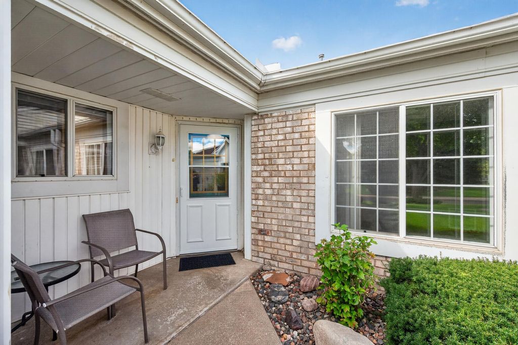 9254 Prairieview Trail N, Champlin, MN 55316 — photo 4