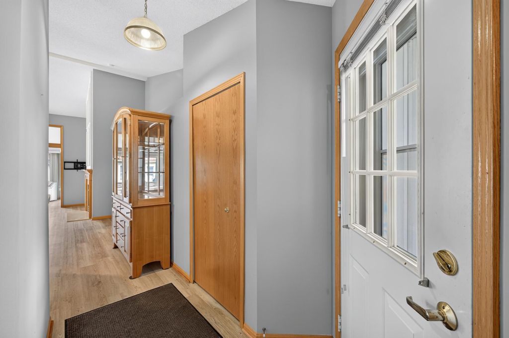9254 Prairieview Trail N, Champlin, MN 55316 — photo 5