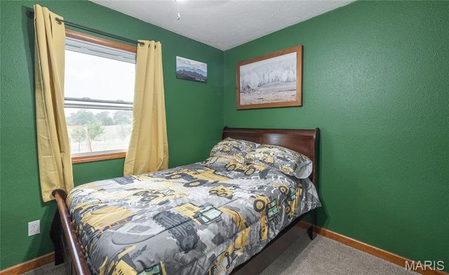 25675 Highway N-Tract 1, Lebanon, MO 65536