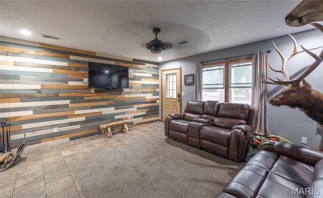 25675 Highway N-Tract 1, Lebanon, MO 65536