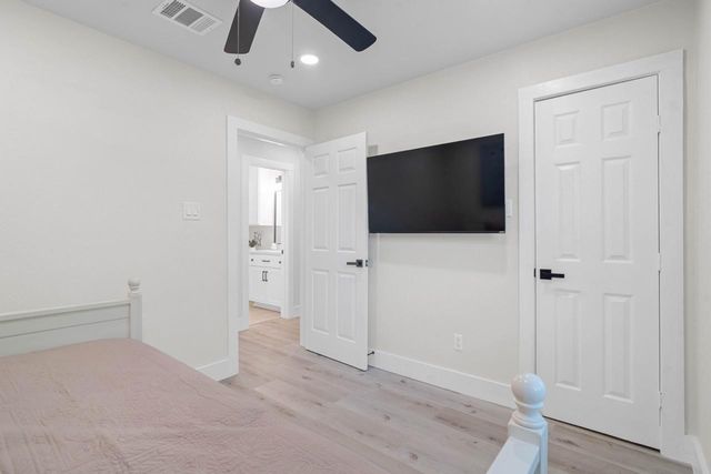 3138 Sunbeam Street, Houston, TX 77051