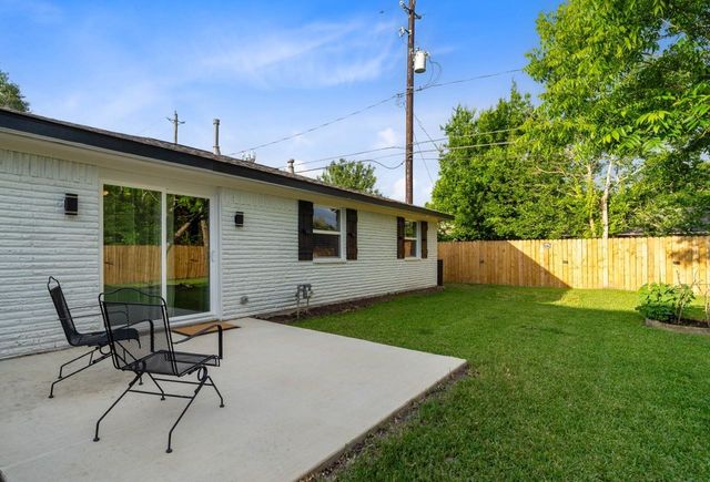 3138 Sunbeam Street, Houston, TX 77051