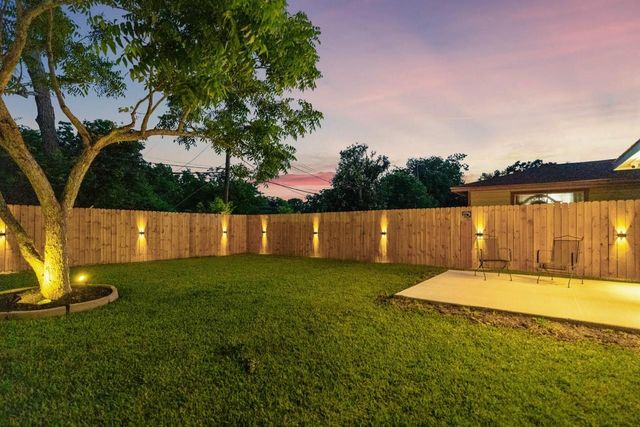 3138 Sunbeam Street, Houston, TX 77051