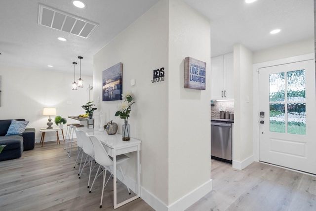 3138 Sunbeam Street, Houston, TX 77051