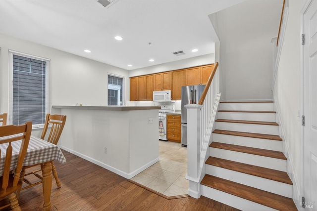 7942 Scriver Ct, Cotati, CA 94931