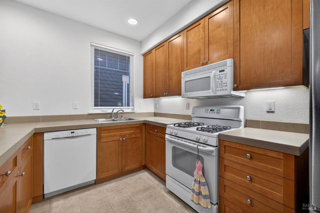 7942 Scriver Ct, Cotati, CA 94931