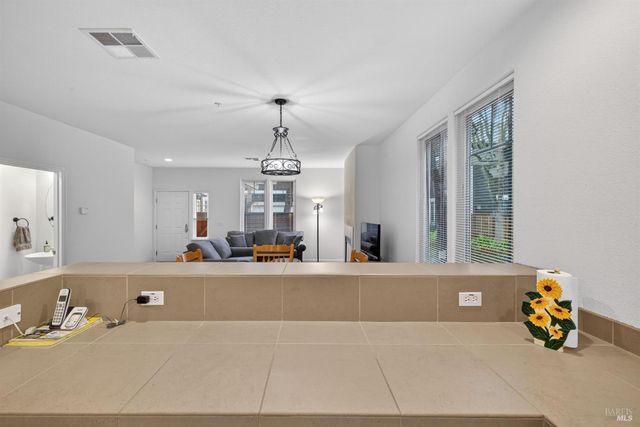 7942 Scriver Ct, Cotati, CA 94931