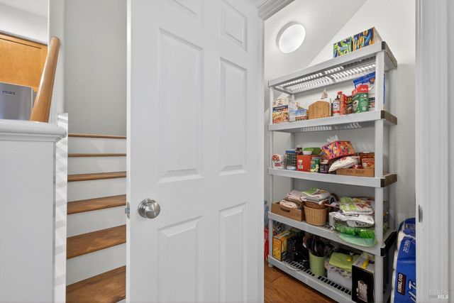 7942 Scriver Ct, Cotati, CA 94931