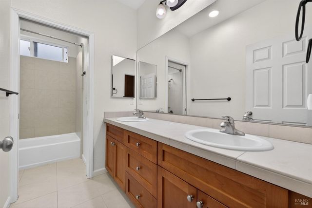 7942 Scriver Ct, Cotati, CA 94931