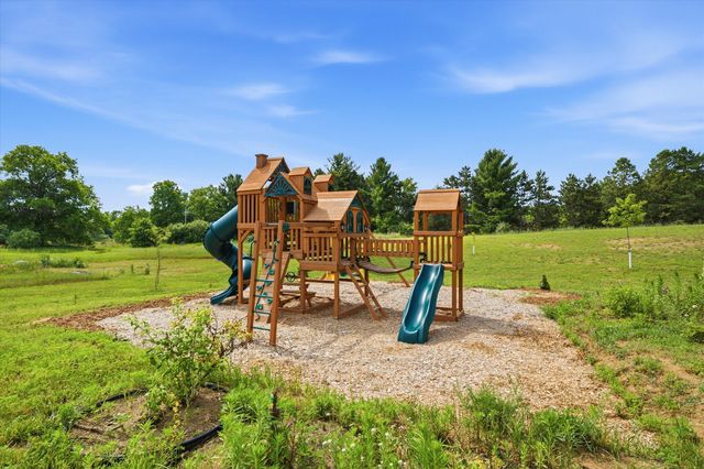 10985 Phal Road, Grass Lake, MI 49240