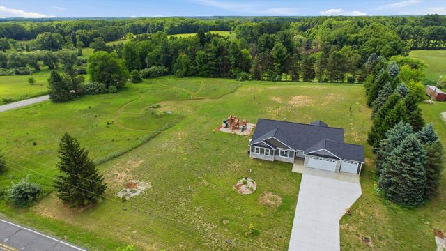 10985 Phal Road, Grass Lake, MI 49240