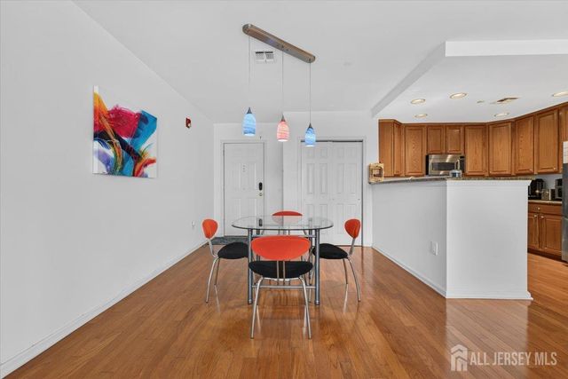 358 Rector Street 315, Perth Amboy, NJ 08861