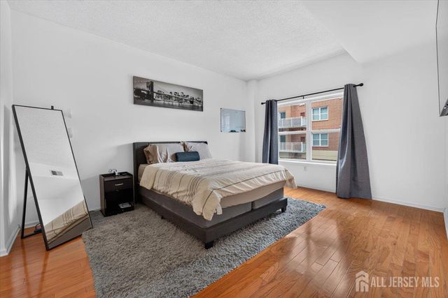 358 Rector Street 315, Perth Amboy, NJ 08861