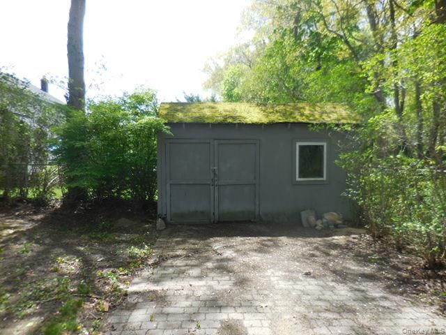194 Phyllis Drive, Patchogue, NY 11772