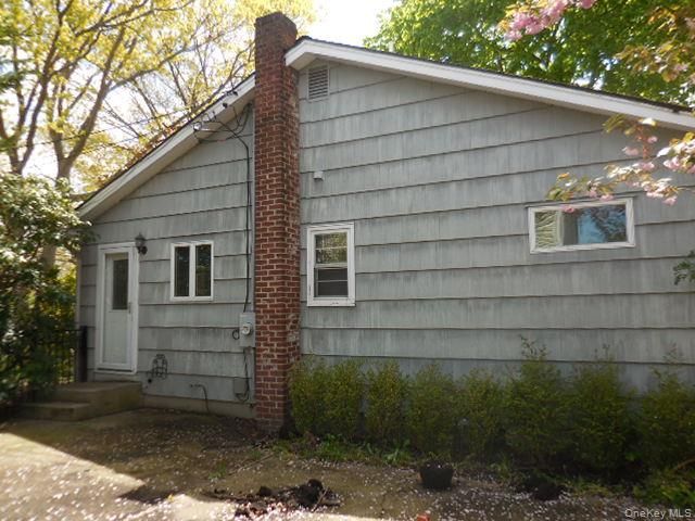 194 Phyllis Drive, Patchogue, NY 11772