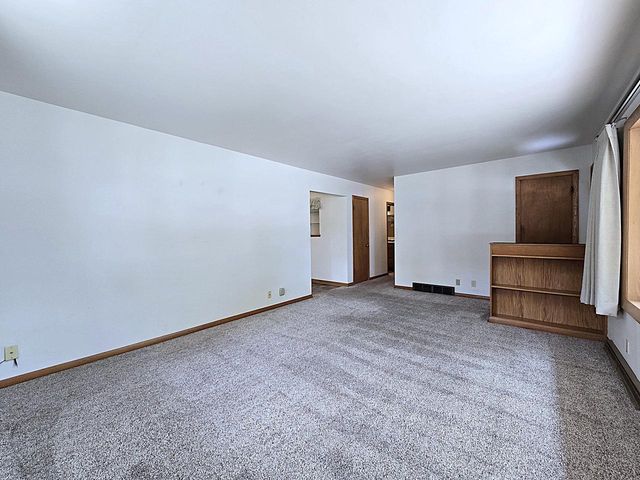 3627 S 86th STREET, Milwaukee, WI 53228