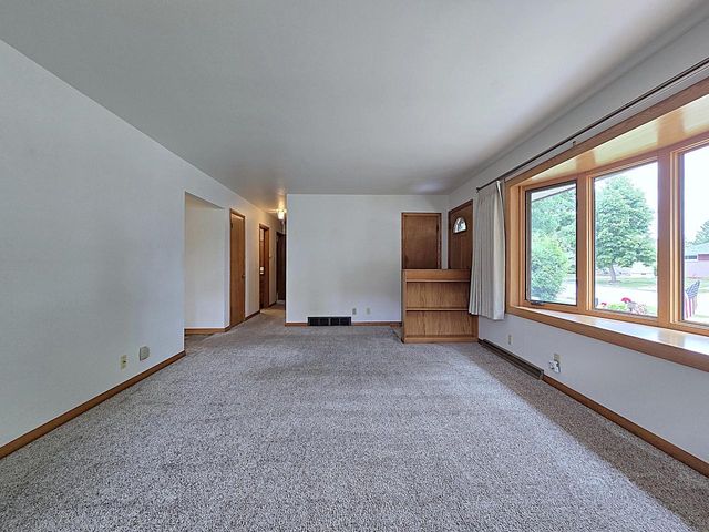 3627 S 86th STREET, Milwaukee, WI 53228