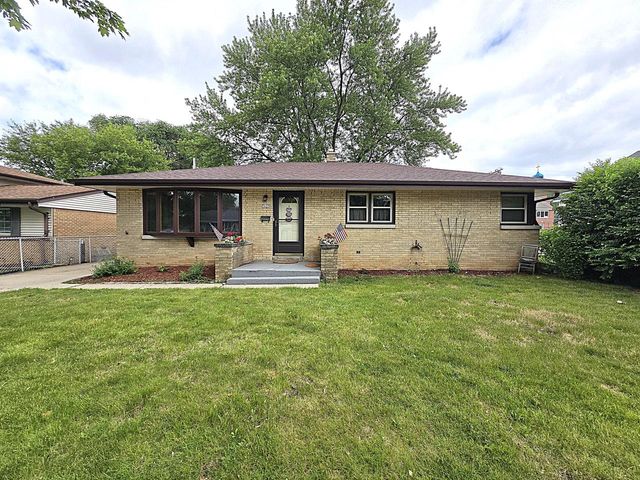 3627 S 86th STREET, Milwaukee, WI 53228