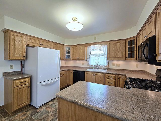 3627 S 86th STREET, Milwaukee, WI 53228