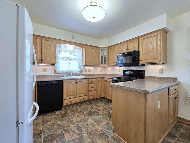 3627 S 86th STREET, Milwaukee, WI 53228