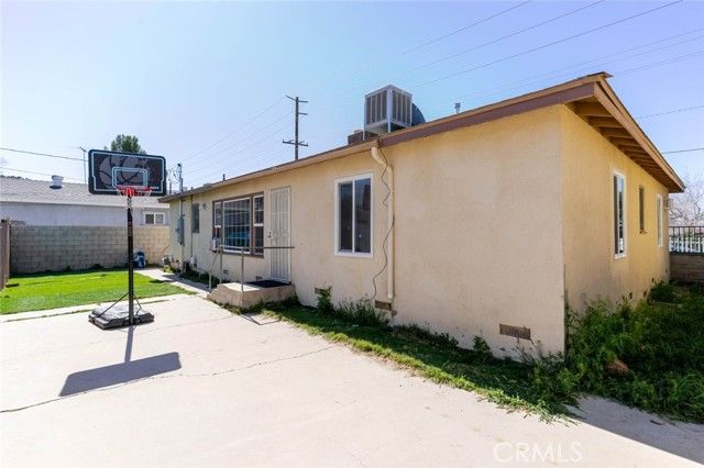 44632 Fern Avenue, Lancaster, CA 93534