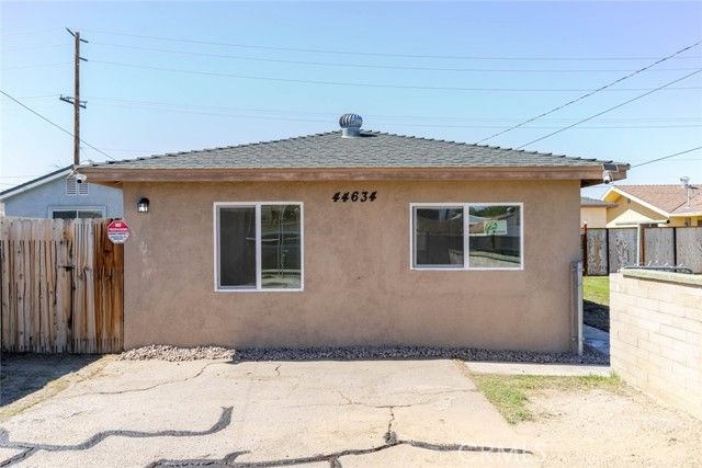 44632 Fern Avenue, Lancaster, CA 93534