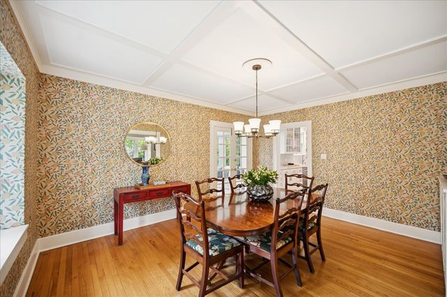 972 Elm Street, Winnetka, IL 60093