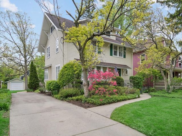 972 Elm Street, Winnetka, IL 60093