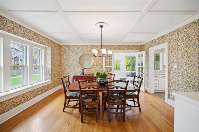 972 Elm Street, Winnetka, IL 60093