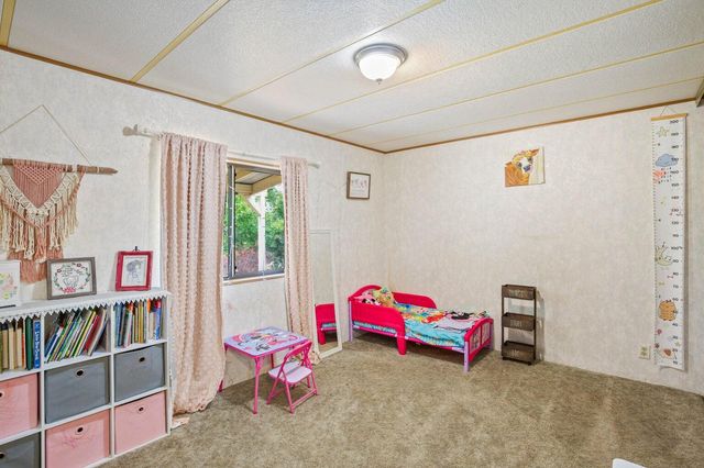 301 Robmar Lane, Grants Pass, OR 97527